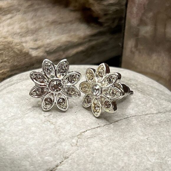 Kawaii Floral Post Swarovski Crystals Statement Earrings - Picture 6 of 14